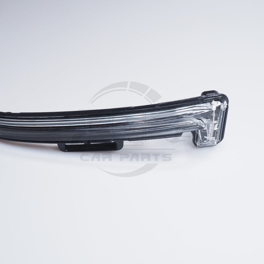 LH Turn Signal Indicator Light Lamp For Peugeot 3008 5008 / Citroen C5 Aircross