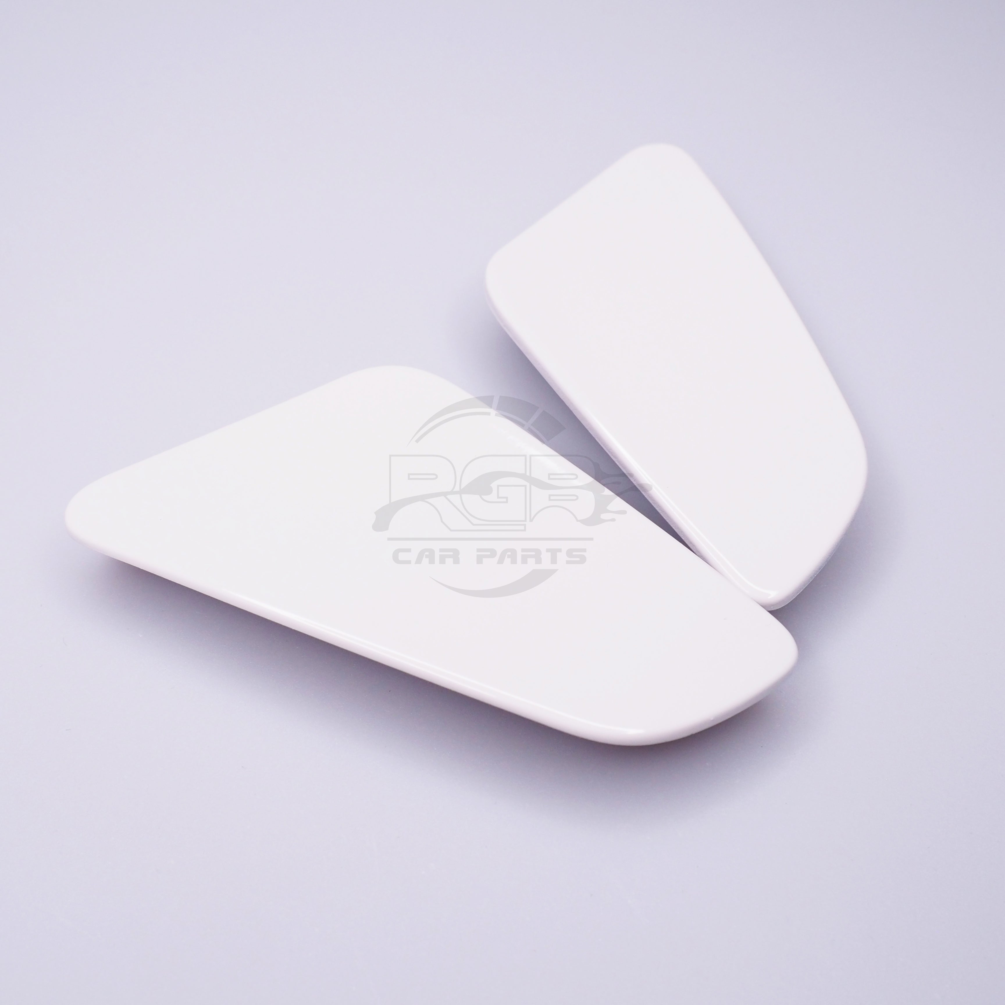 アウディ　A1　８X　フォグカバー　左　AB329 RS1ルック フォグランプカバー と互換性がある Audi A1 2012 2013 2014