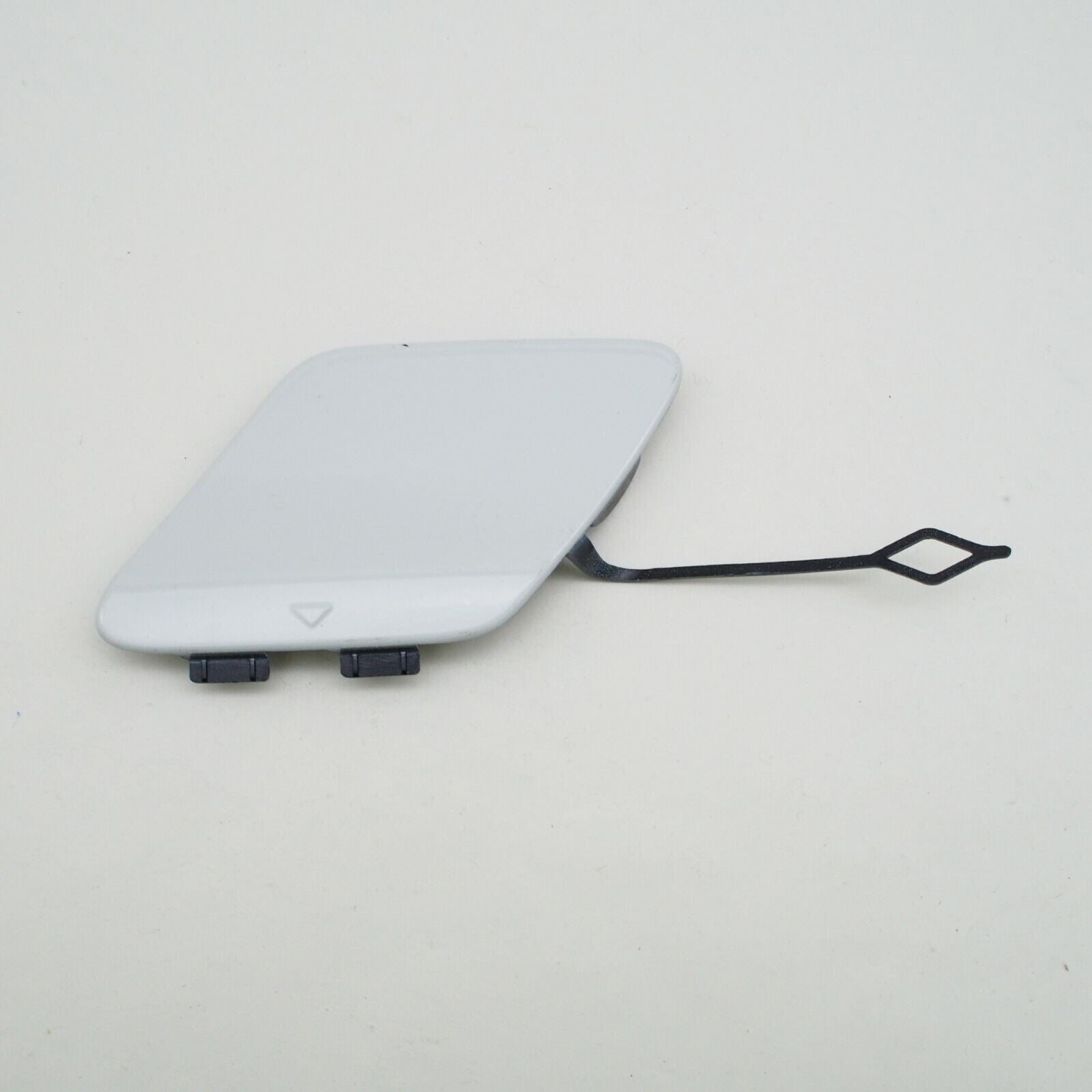 BMW 4er F32 F33 F36 SE Rear Bumper Tow Hook Cover Towing Eye Cap