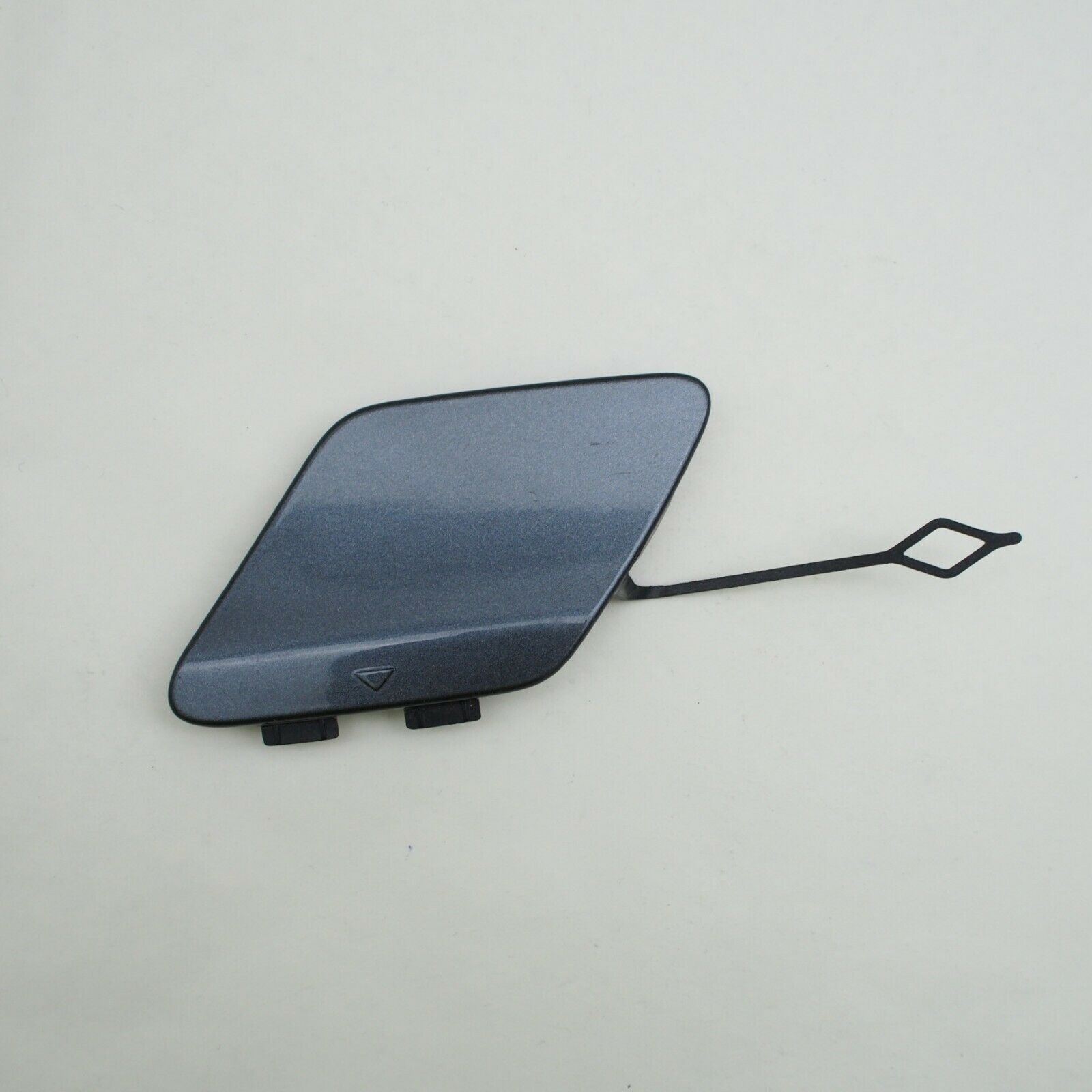 BMW 4er F32 F33 F36 SE Rear Bumper Tow Hook Cover Towing Eye Cap