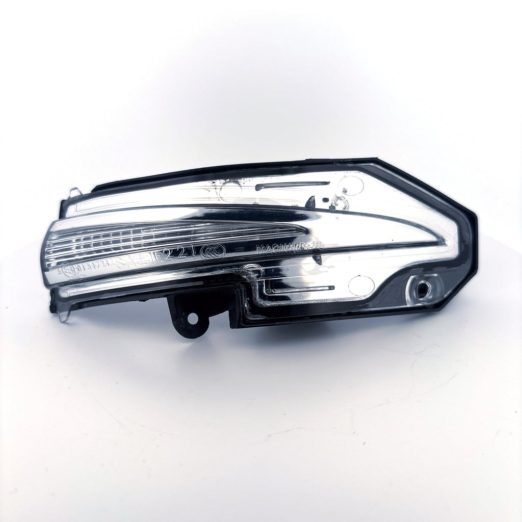 Right O/S Turn Signal Indicator Light Lamp For Toyota Rav4 XA40 2013-2016 8173058010