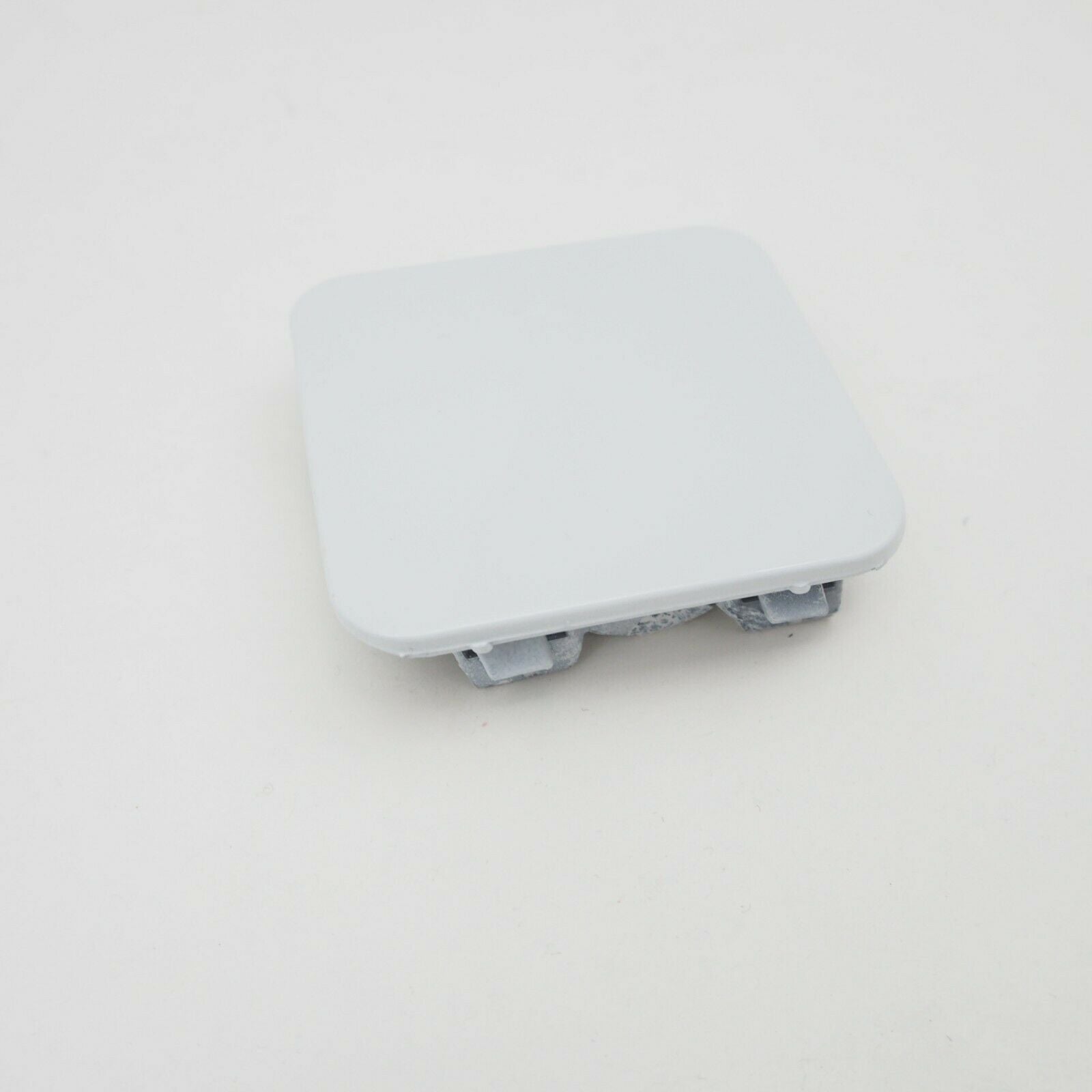 BMW E60 SE FRONT TOW ALPINE WHITE 300