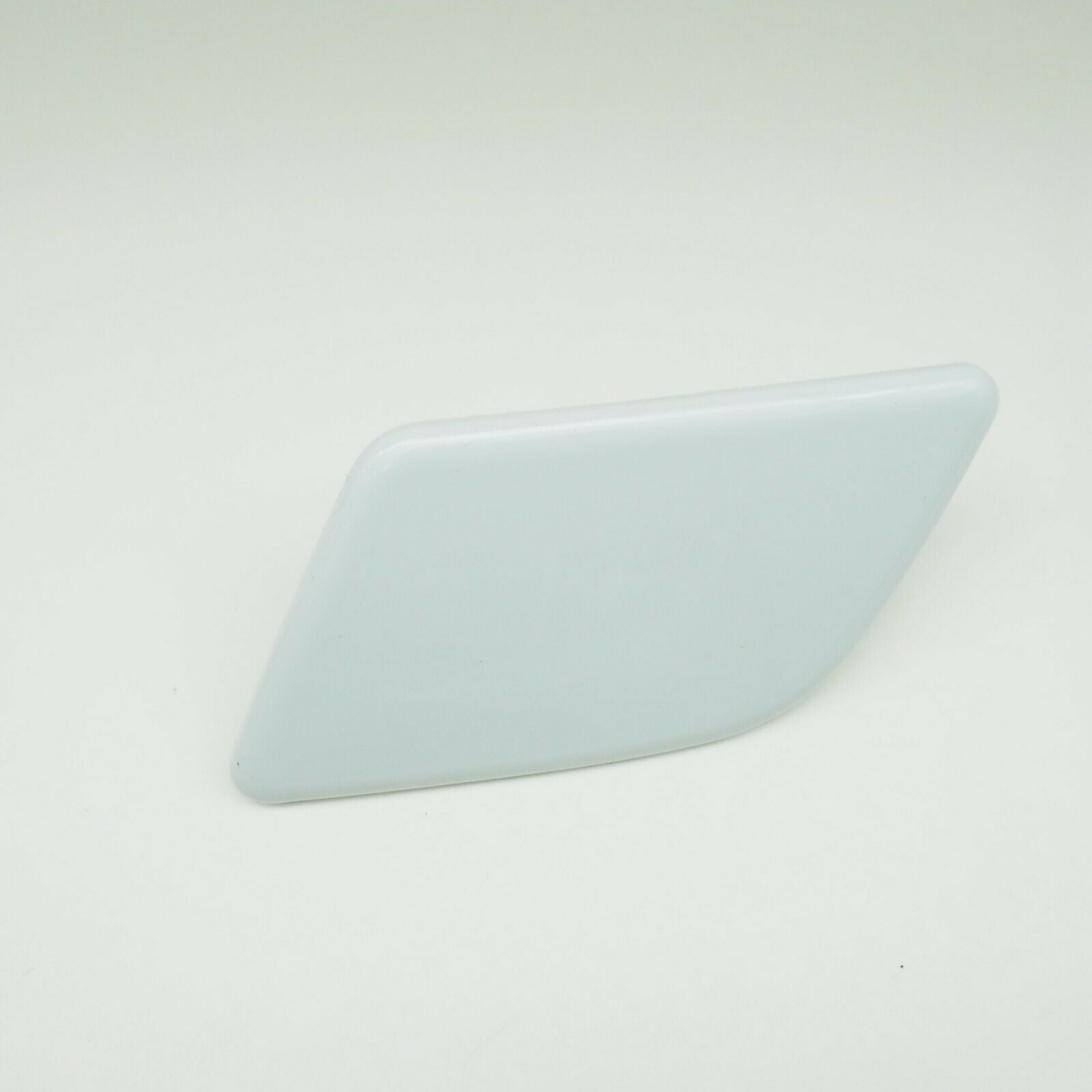 BMW X1 E84 LCI SE Headlight Washer Alpine White 300