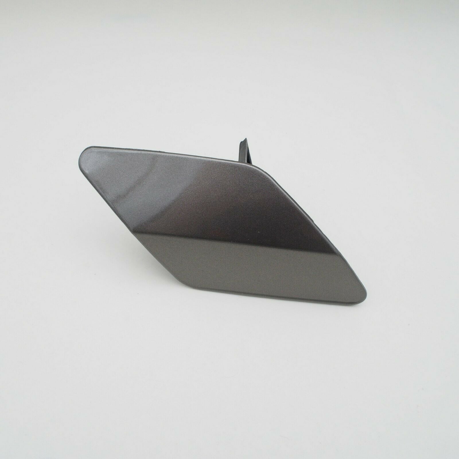 BMW X6 F16 SE Headlight Washer Cover Atlas Cedar C2P