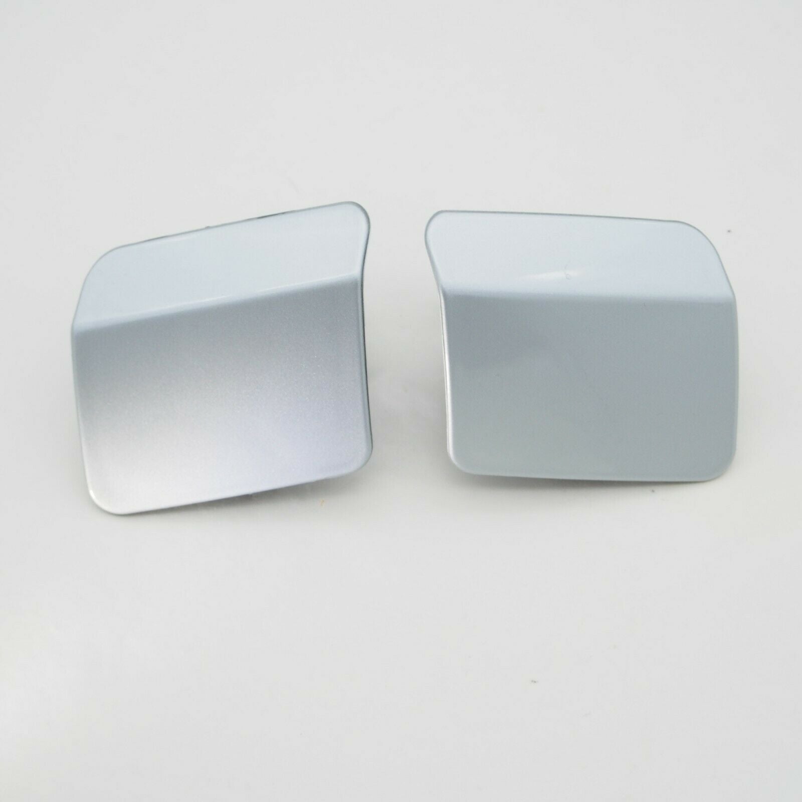 BMW X5 F15 SE Headlight Washer Cover Glacier Silver A83