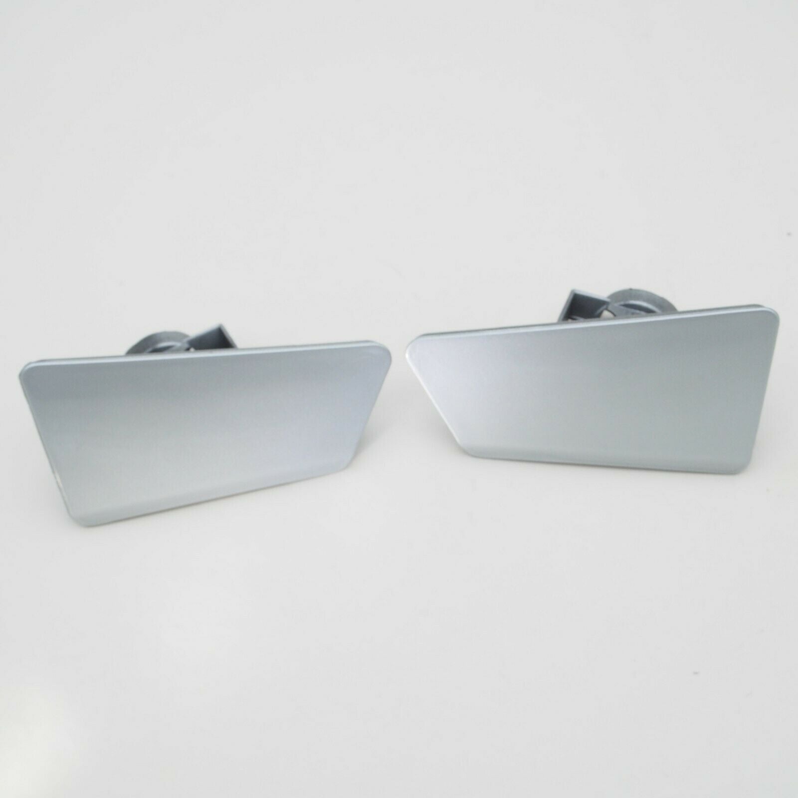 BMW X4 F26 SE Headlight Washer Glacier Silver A83