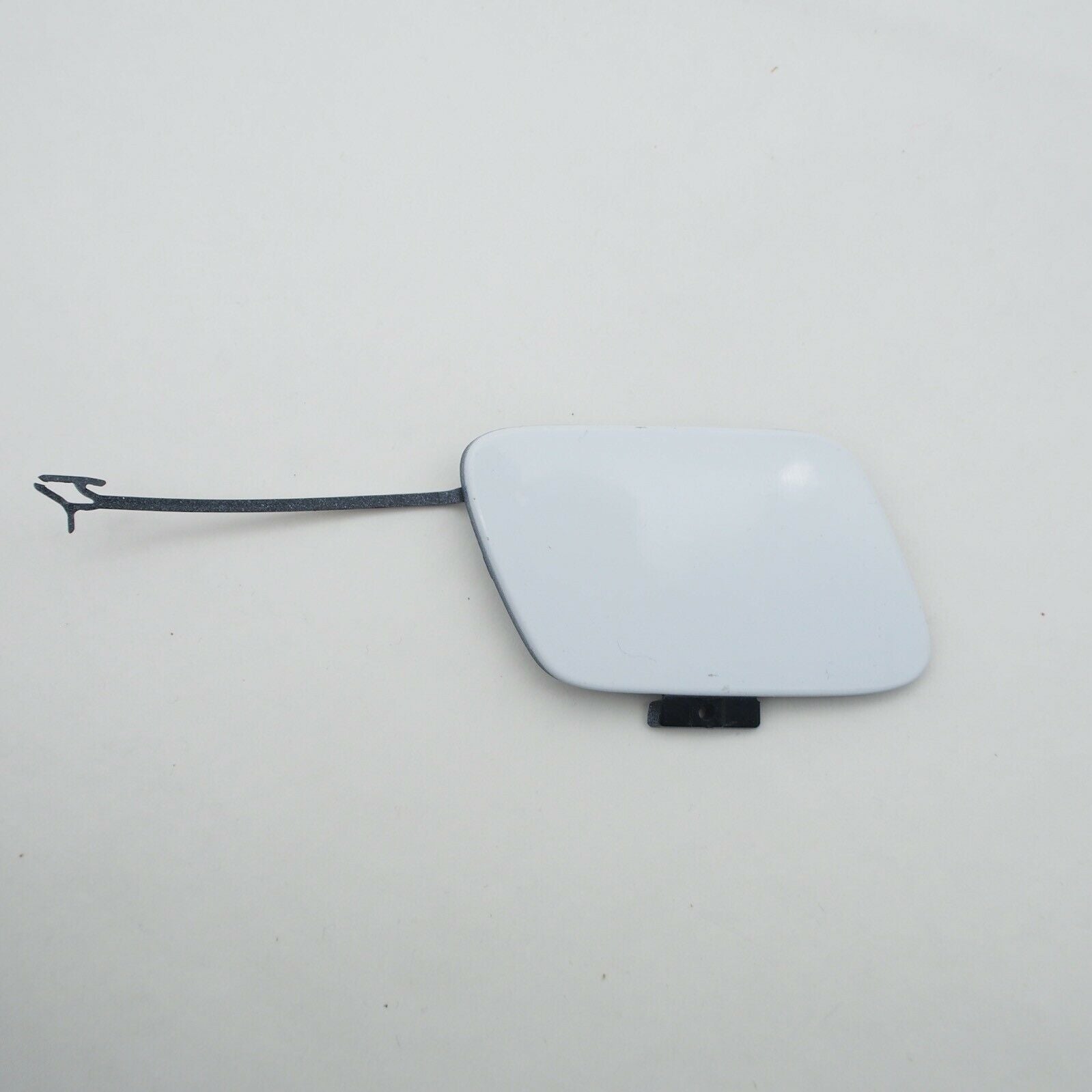 Painted Audi A4 B9 8W S-Line Front Bumper Tow Hook Cover 2016-2020 8W0807241A Ibis White LY9C