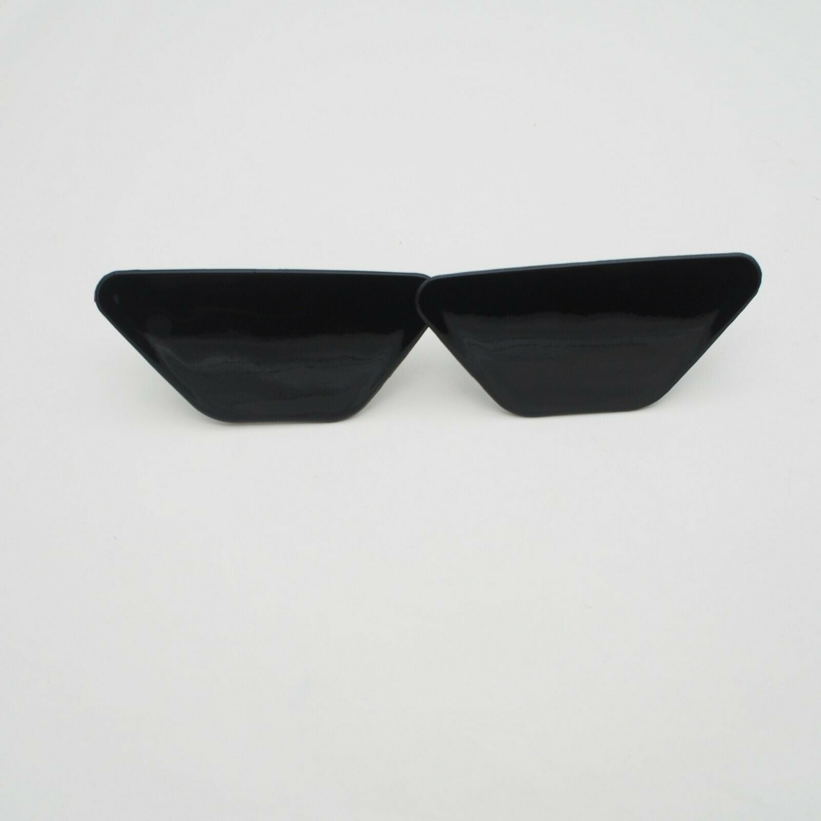 BMW 5 Series F10 F11 SE Headlight Washer Jet Black 668