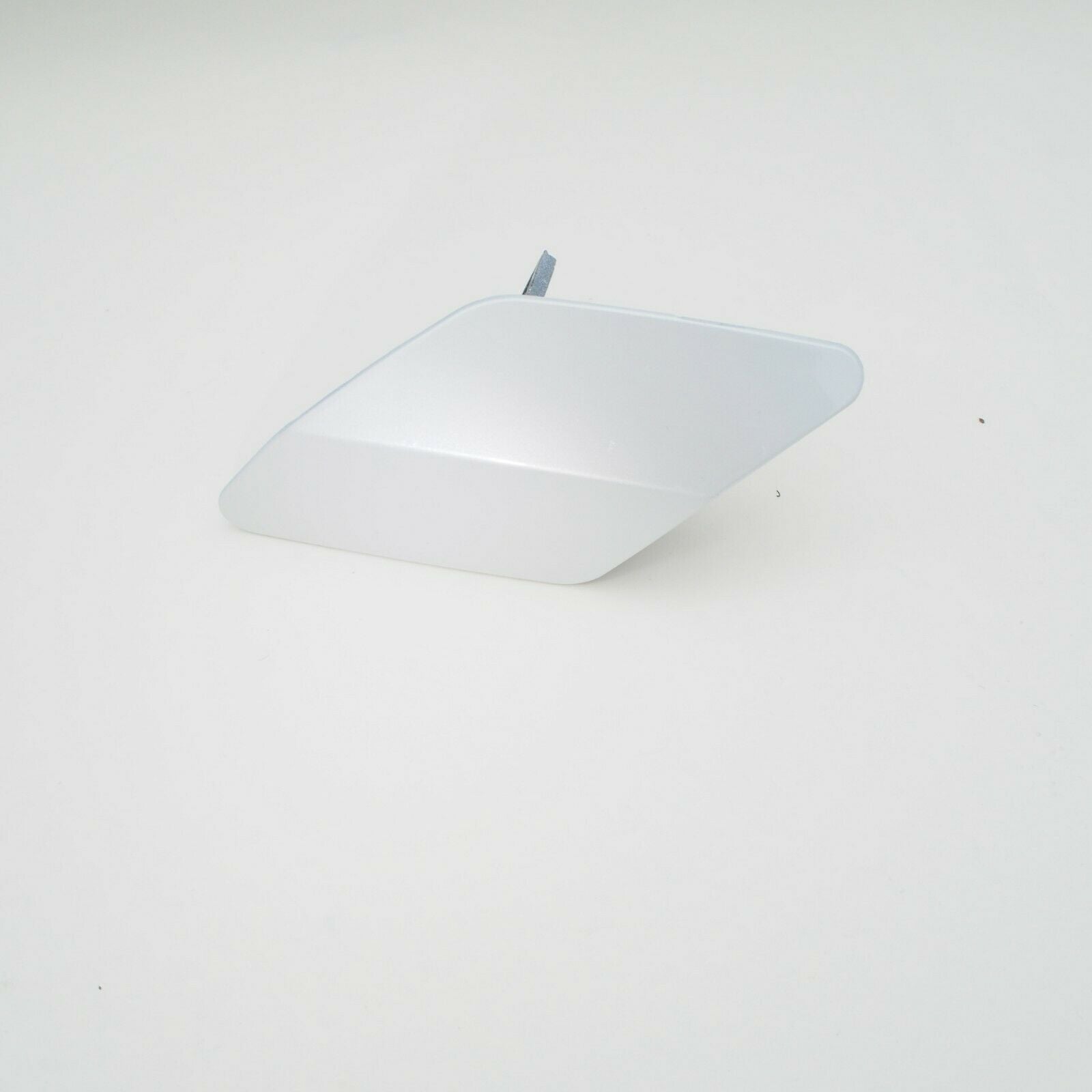BMW X6 F16 SE Headlight Washer Cover Mineral White A96