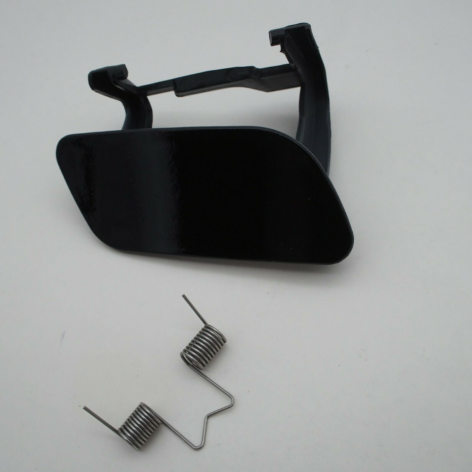 Mercedes GLA W156 Headlight Washer 