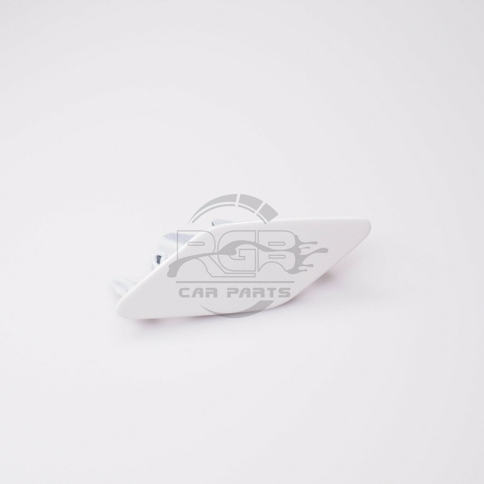 VW Passat B8 3G Headlight Washer Cover For 2015-2018