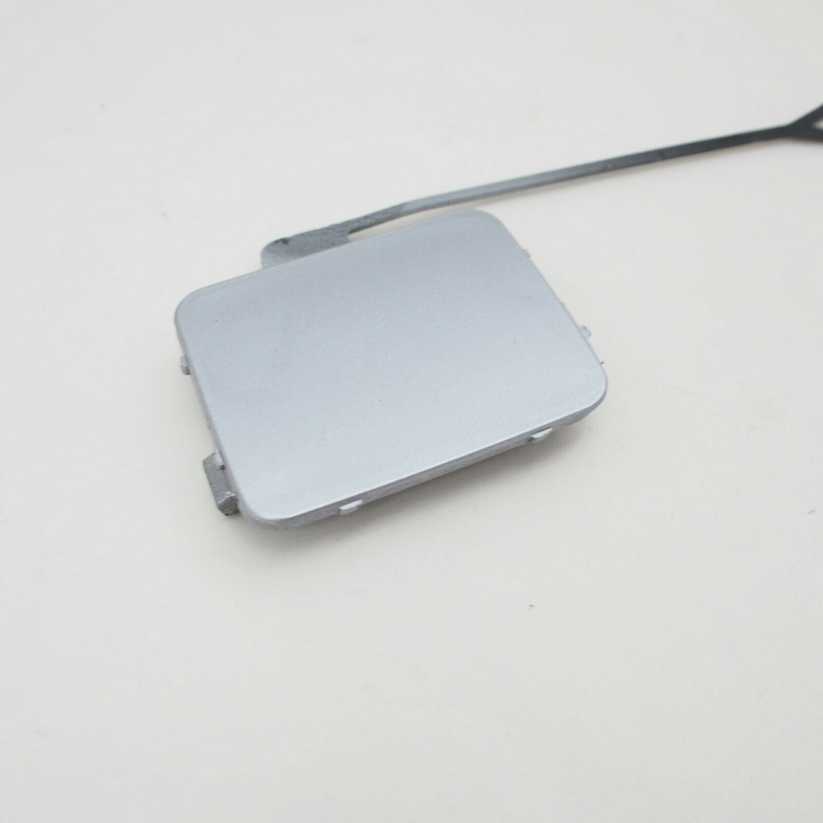 BMW 3 SERIES E90 SE Front Tow Titanium Silver 354