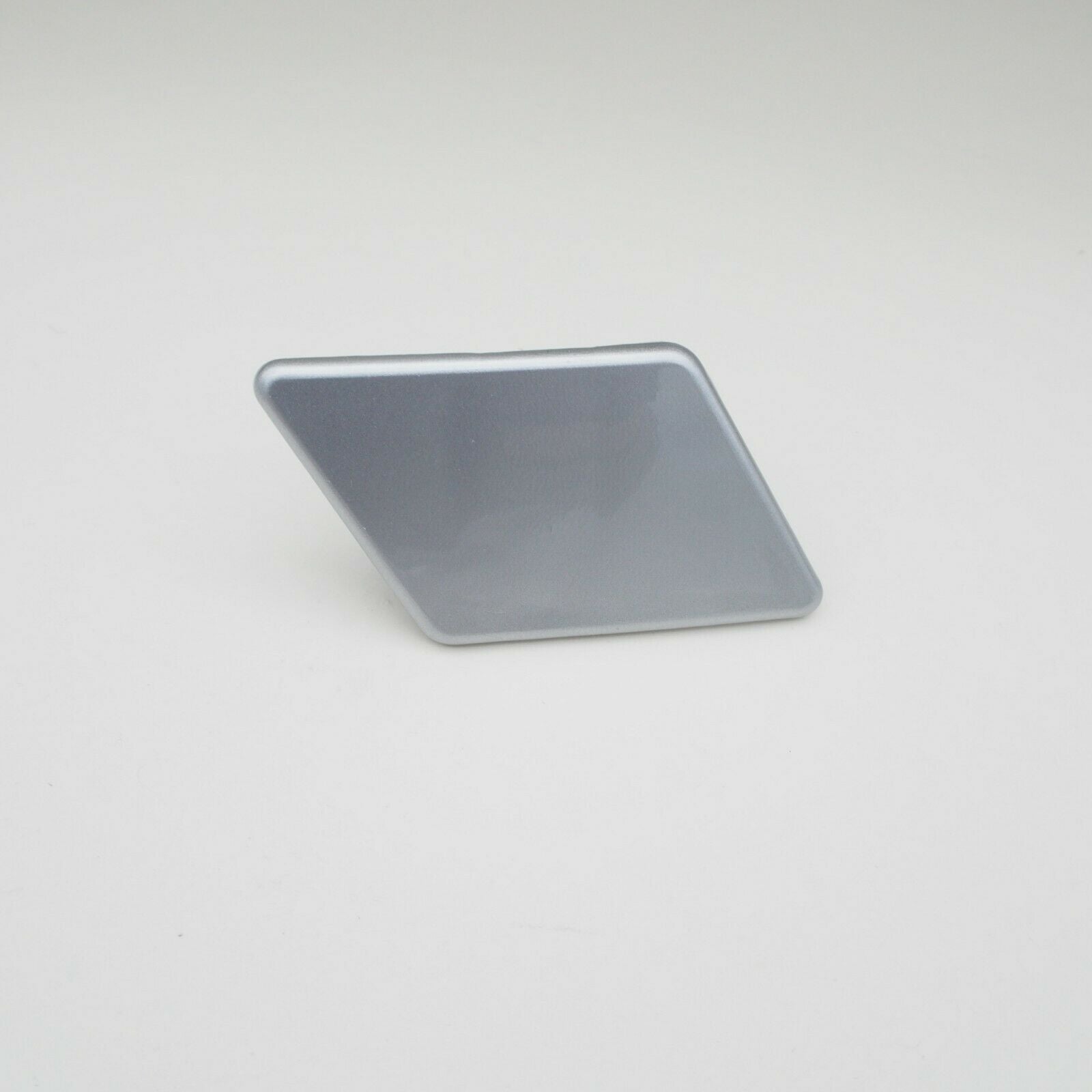 BMW 3 Series E90 E91 LCI SE Headlight Washer Titanium Silver 354